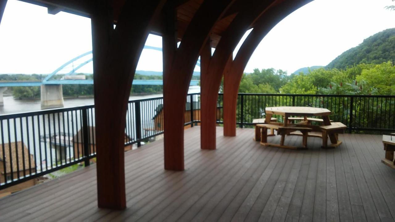 Cobblestone Inn & Suites - Marquette Exterior foto